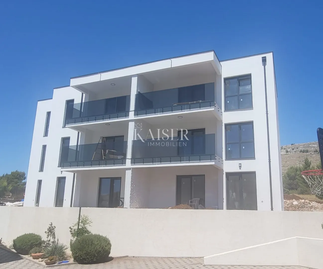 šibenik, grebaštica – ekskluzivan apartman u novoj luksuznoj zgradi - slika 3