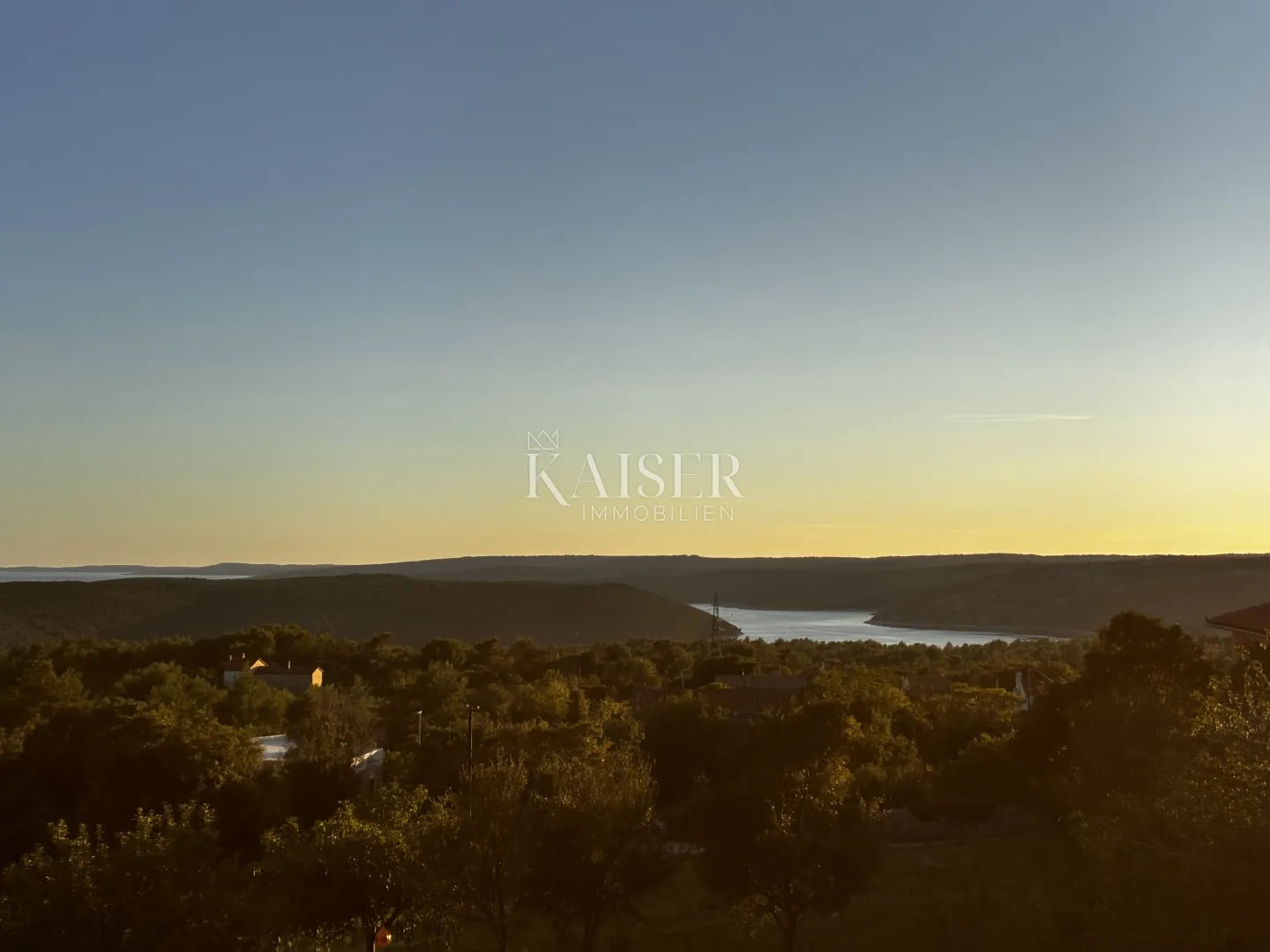 istra, labin - prilika, kuća s bazenom na velikoj okućnici i pogledom na more, 120 m2 - slika 2