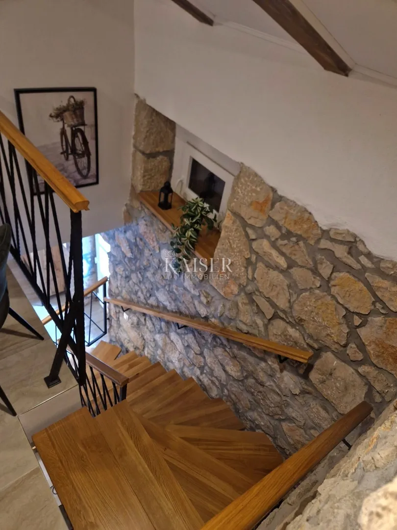 otok krk, dobrinj - adaptirana starina, 140 m2 - slika 13