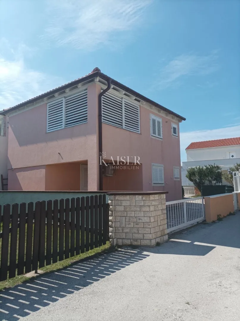 zadar, otok vir- kuća s dva apartmana , 50m od plaže - slika 3