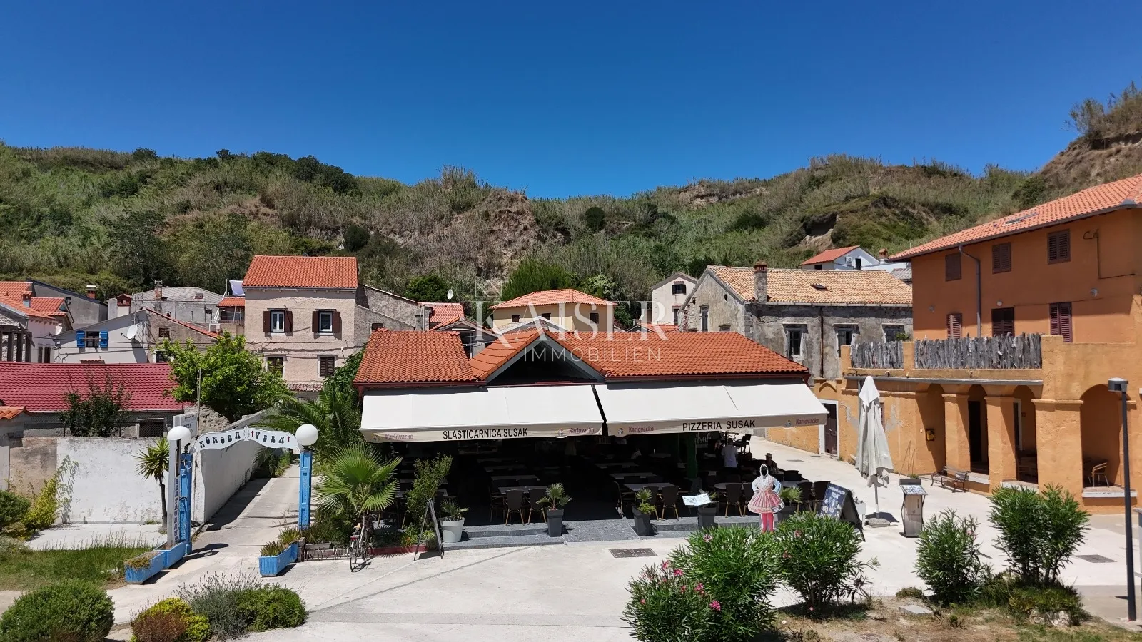 otok susak, kuća s restoranom - slika 6