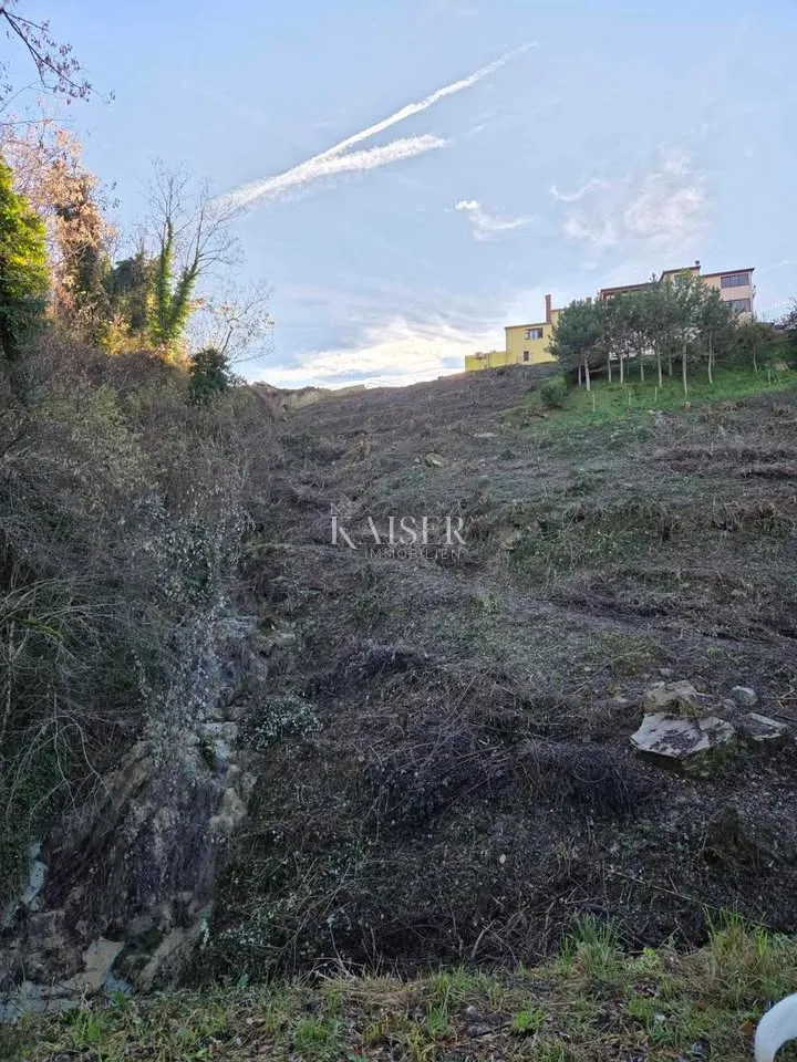 istra, motovun - kuća za obnovu 150m2; velika okućnica, pogled na motovun - slika 5