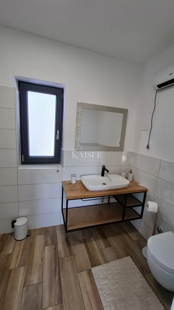istra, kaštelir - kuća sa dva stana, 188m2, bazen - slika 22
