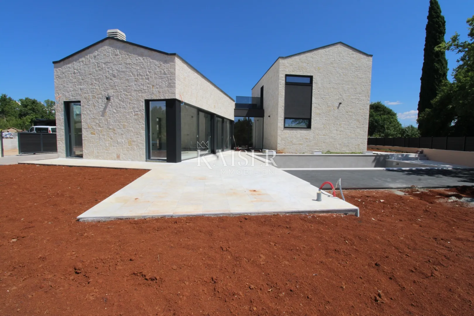 istra, poreč- luksuzna vila 210m2 s bazenom i jacuzziem u prirodi - slika 18