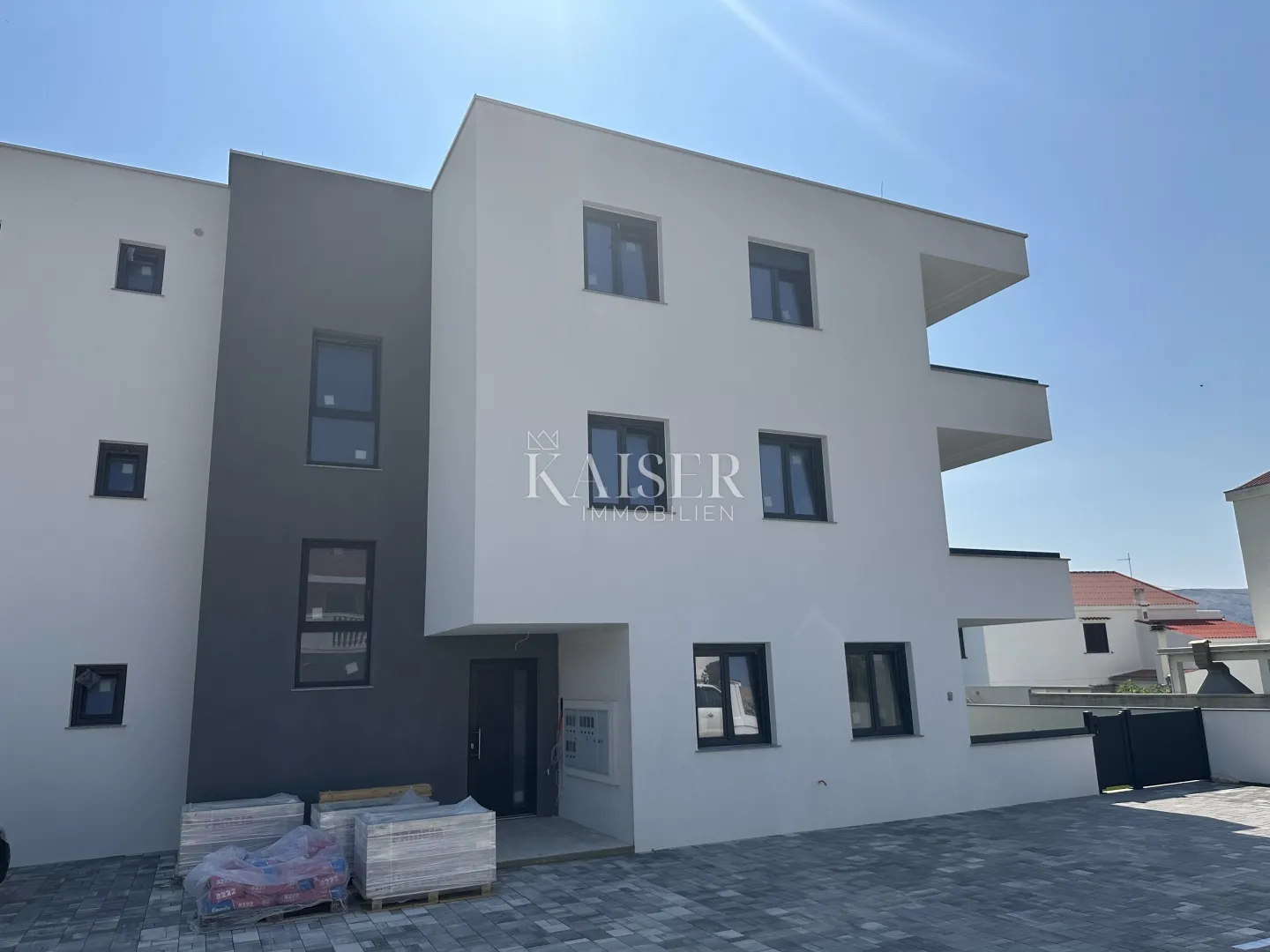 pag-stan 67,26 m2 s pogledom na more, 70 m od mora - slika 15