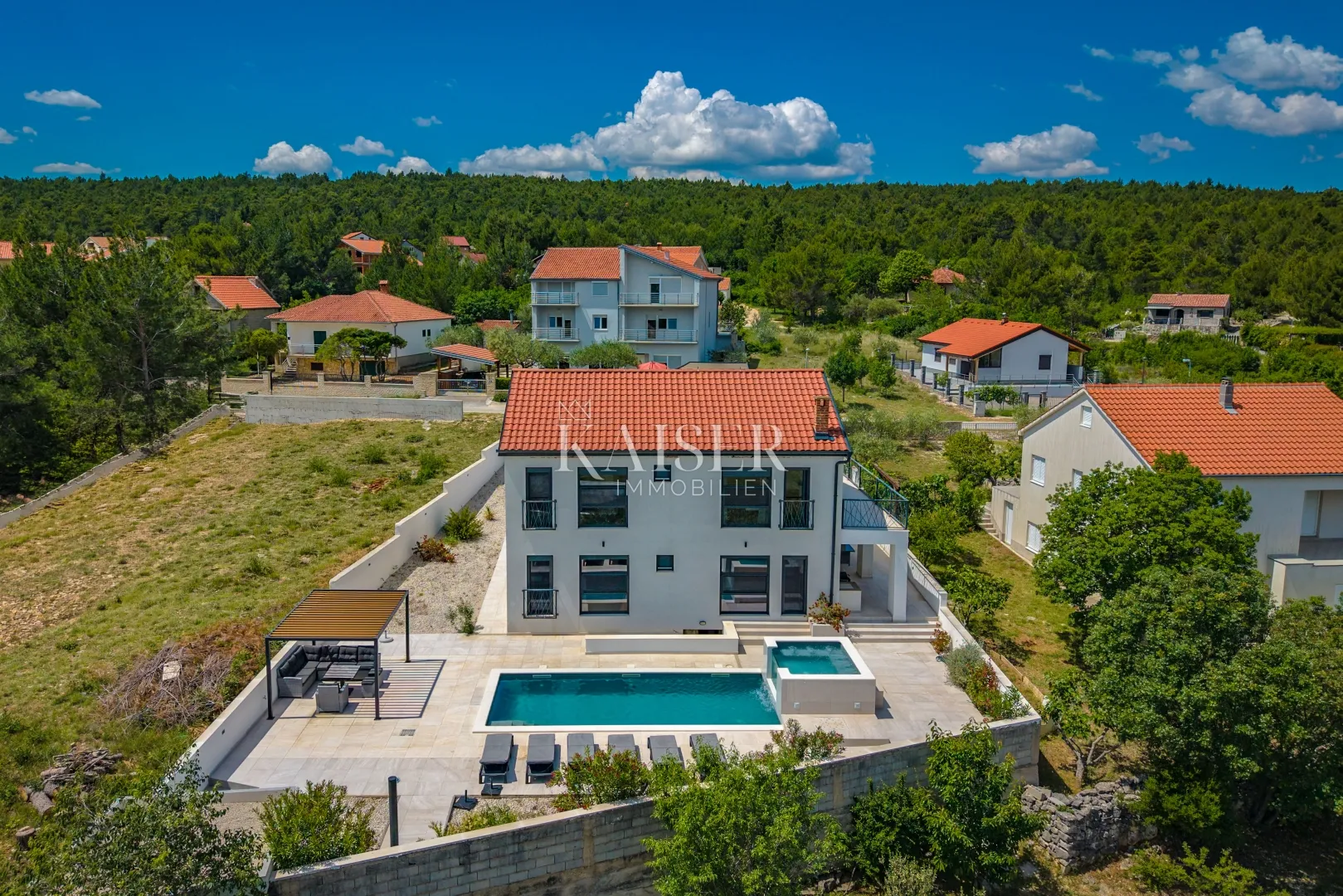 zadar – pridraga, moderna vila s bazenom i jacuzzi zonom, 300 m od mora - slika 6
