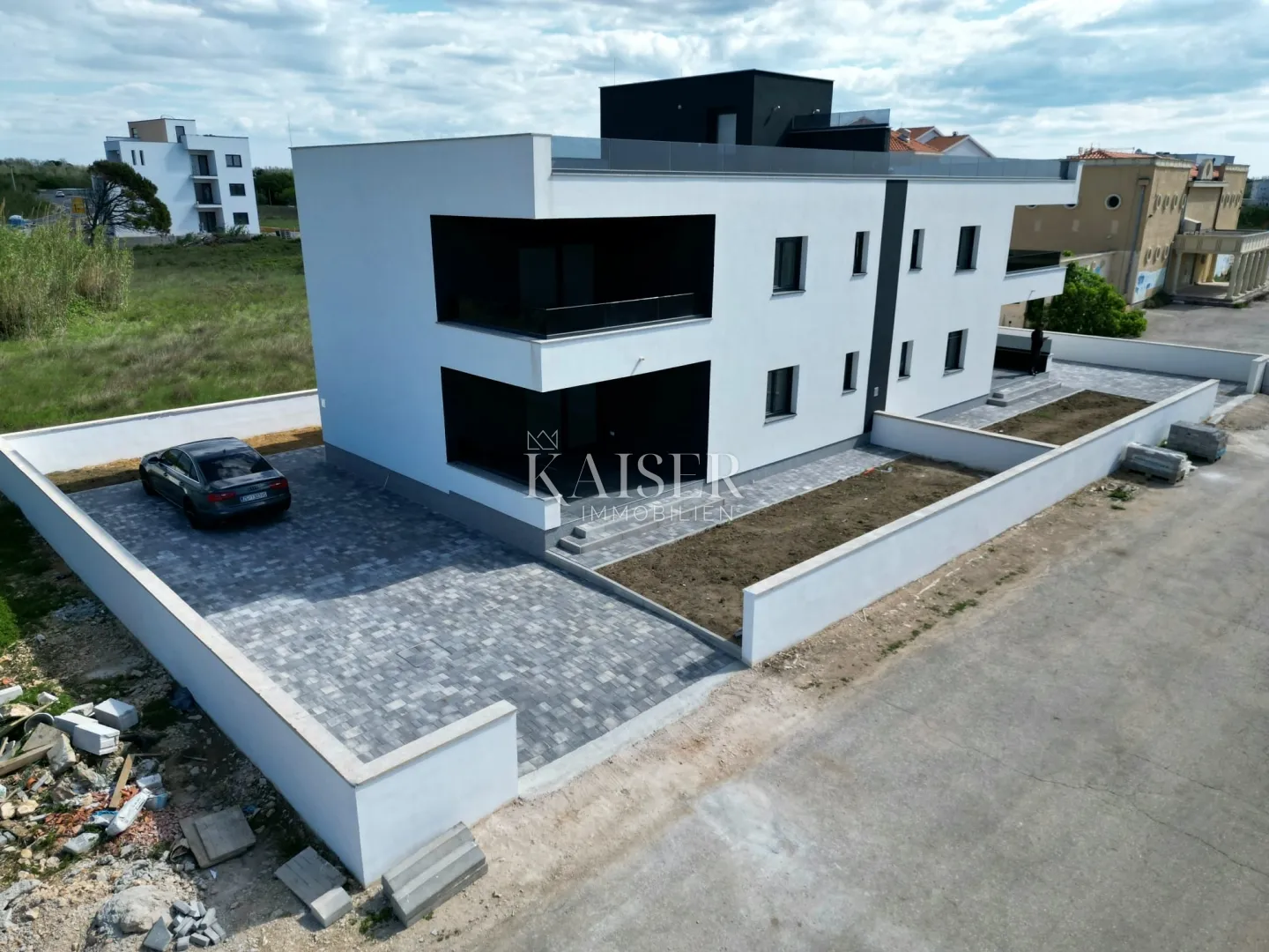 zadar – privlaka, stan s krovnom terasom 150 m od mora - slika 2