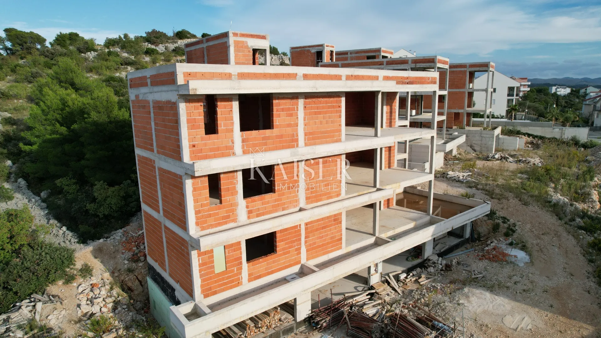 prostrani obiteljski penthouse (stan 4) s predivnim pogledom na more, mandalina - šibenik - slika 2