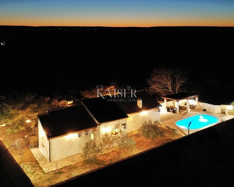 zadar, pridraga - kamena vila s grijanim bazenom i panoramskim pogledom - slika 20