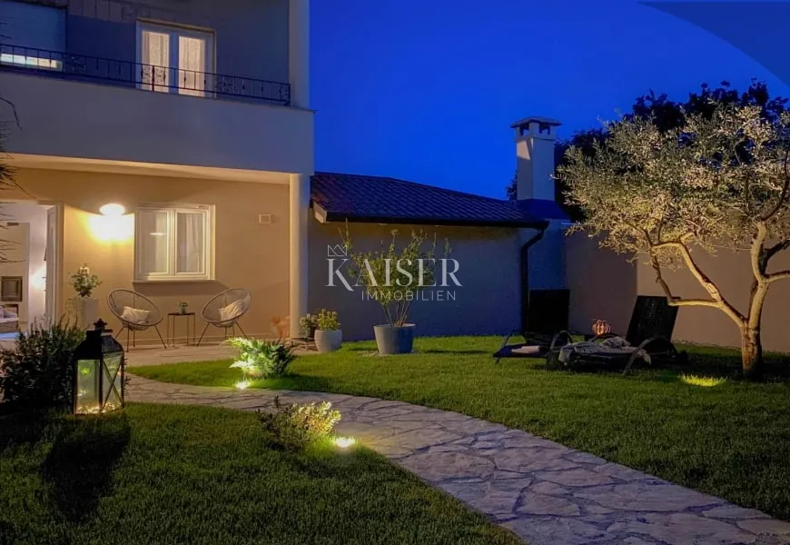 novigrad, istra, mediteranska oaza sa okućnicom i privatnim bazenom - slika 6