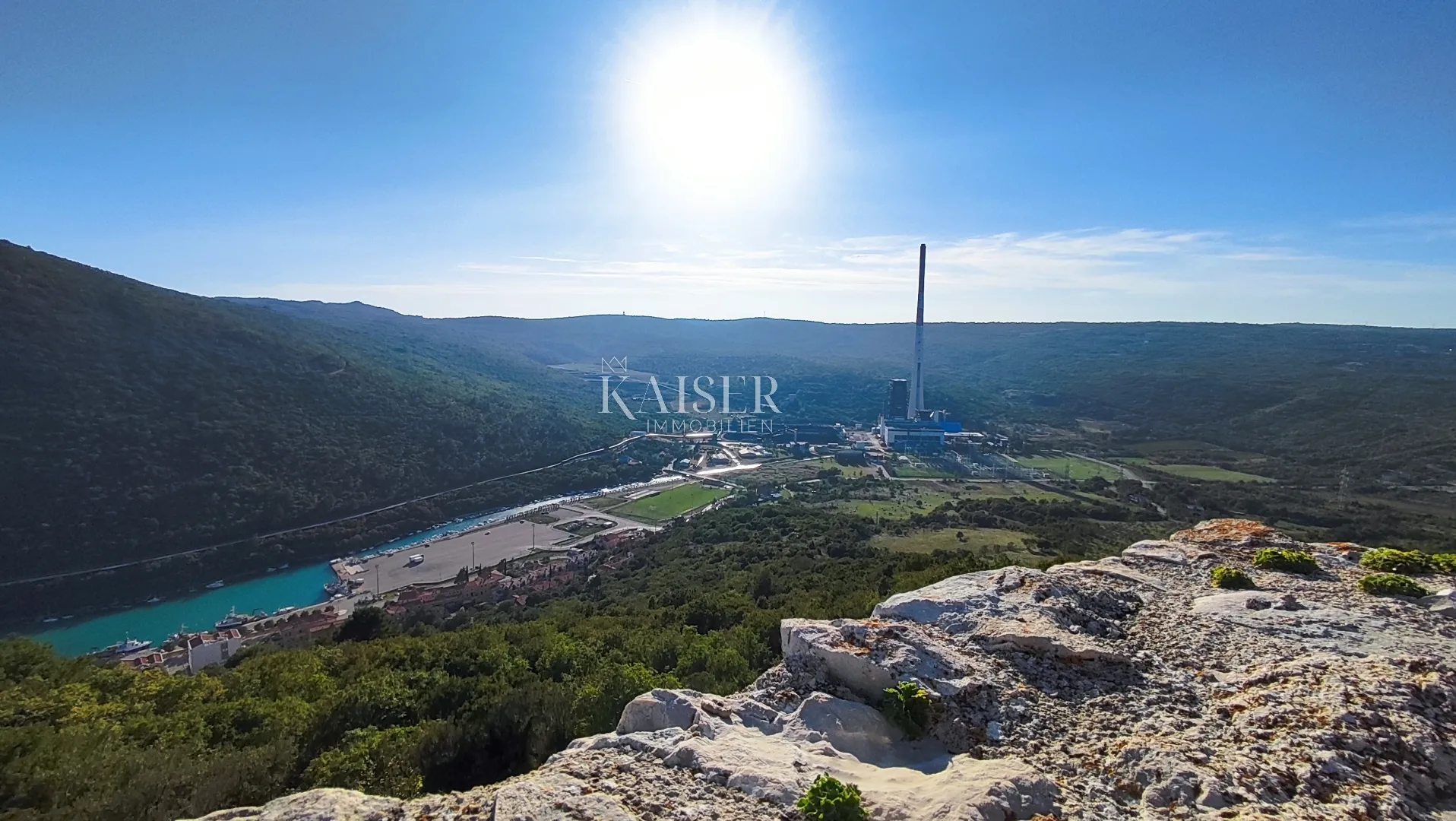 istra, labin - renovirana kuća s tri stana, 270 m2 - slika 17