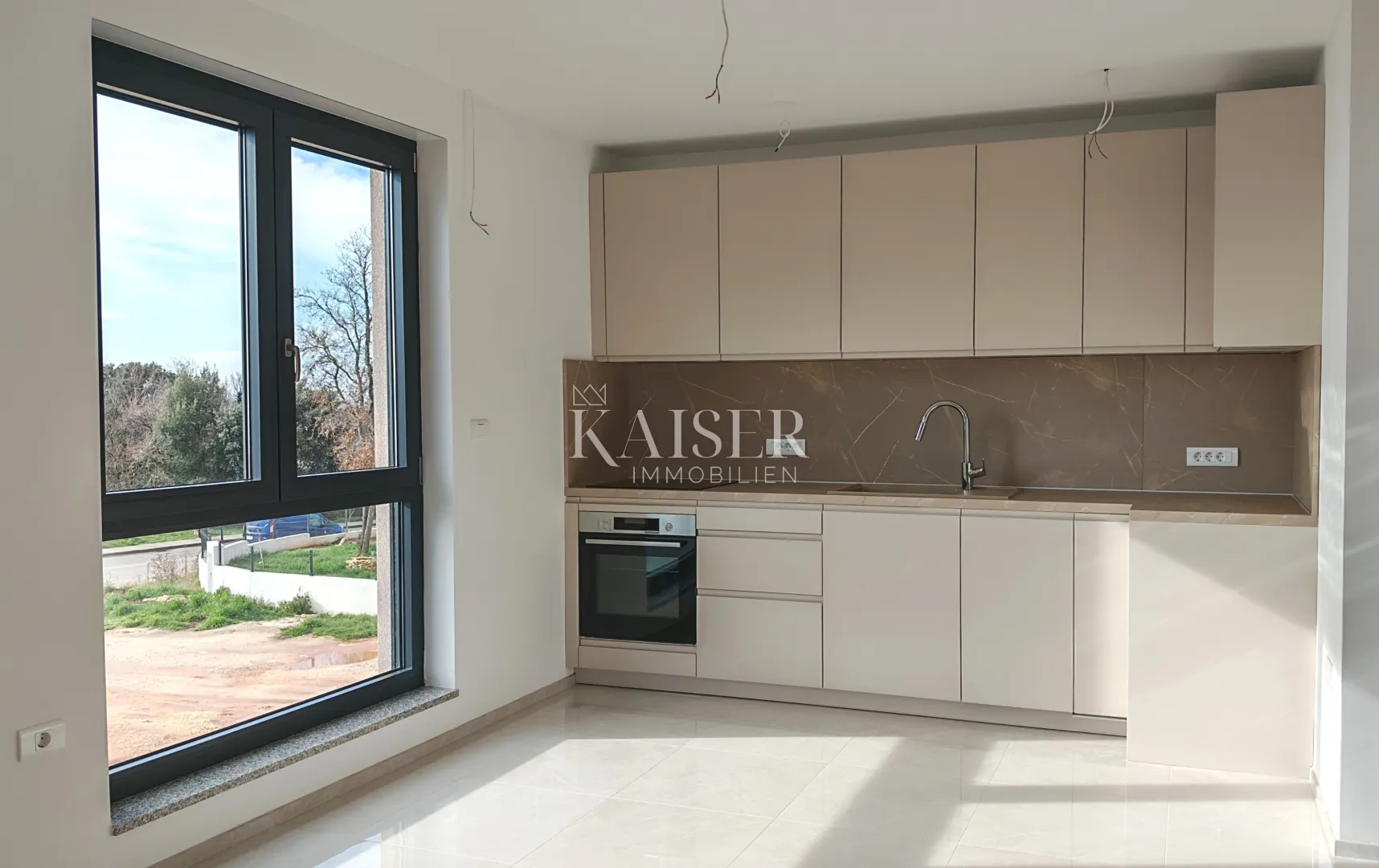 istra, ližnjan- moderan dvosoban stan 74m2 - slika 2
