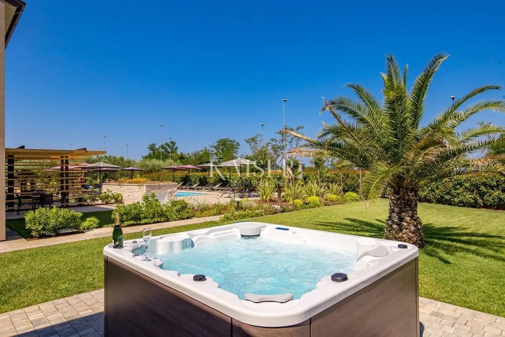 istra - poreč, ekskluzivna vila sa 6 apartmana blizu mora - slika 10
