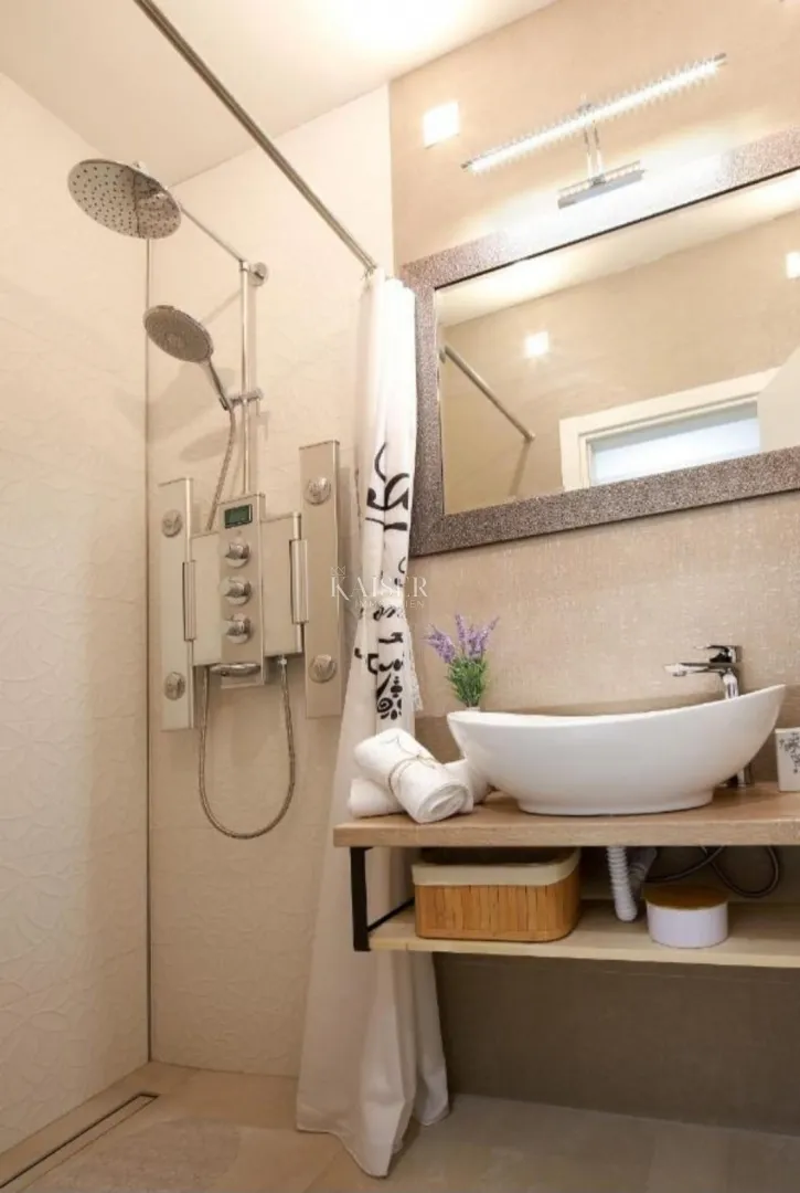 rijeka centar - tri luksuzna apartmana u strogom centru grada - slika 25