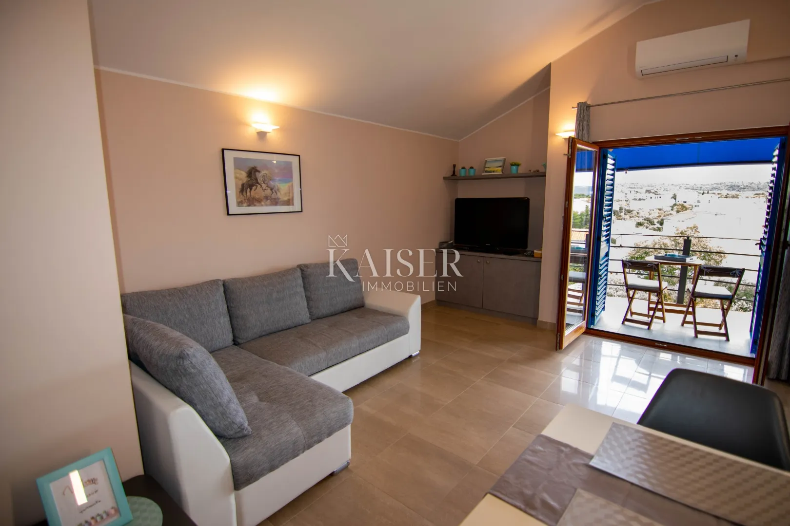 šibenik, brodarica - vila s bazenom i pogledom na more - slika 5
