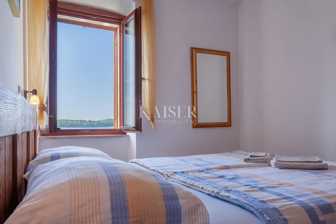istra,rovinj- rijetka prilika, stan 35m2 uz samo more - slika 8