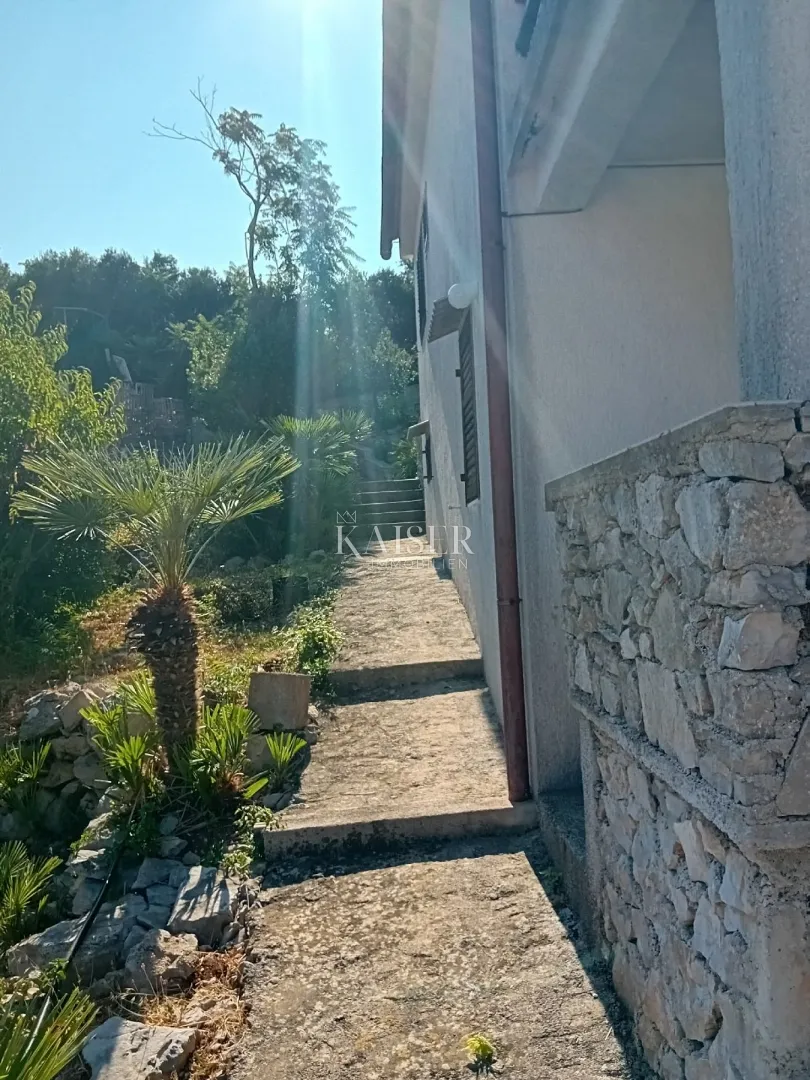 veli lošinj, kuća u predivnoj vali - 70 m od mora, okružena zelenilom - slika 12