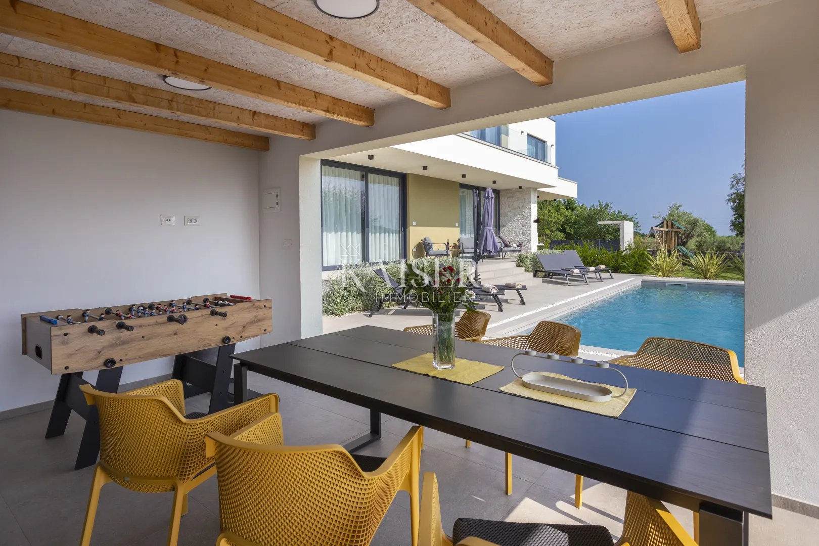 istra, svetvinčenat - moderna vila s bazenom - slika 17