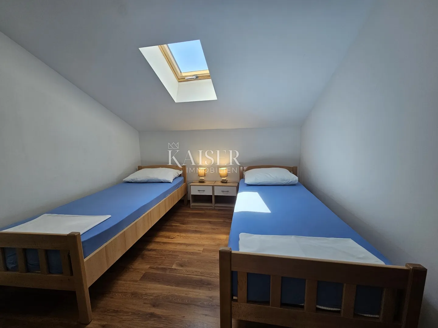 otok krk, malinska - kuća sa 4 apartmana - slika 16
