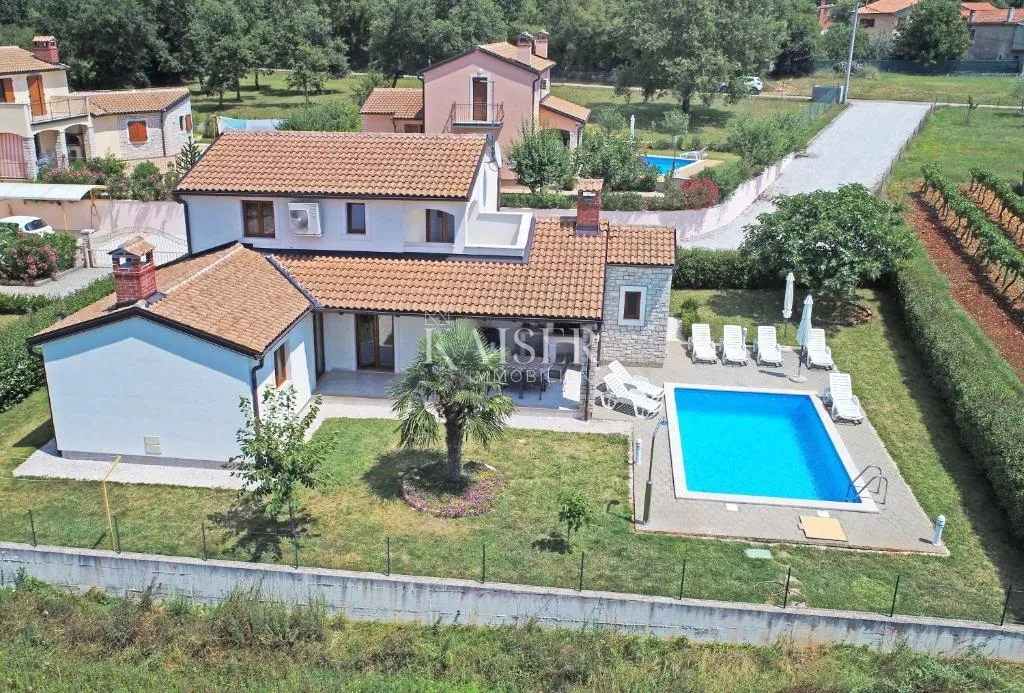 Istra, Sv Lovreč, kuća s bazenom - Sveti Lovreč Pazenatički