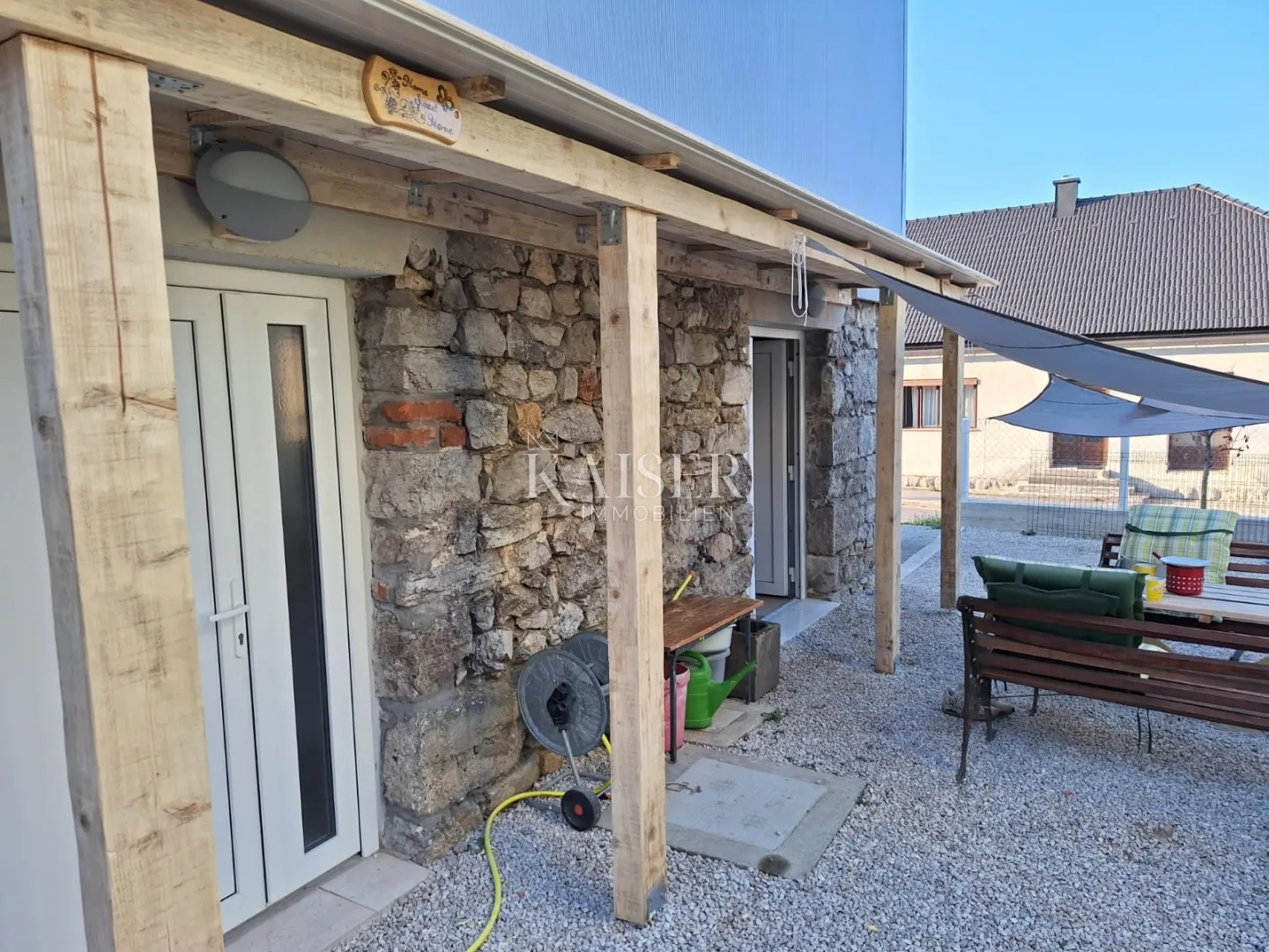 vrbovsko - samostojeća kuća sa okućnicom, novoadaptirana - slika 14
