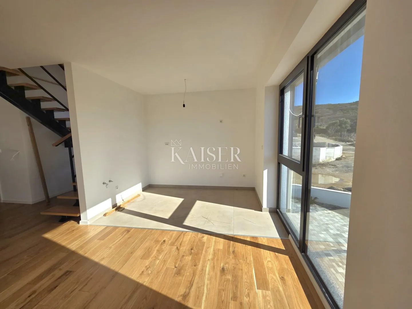 krk, punat - vrhunski dvoetažni apartman 117m2, pogled more - slika 7