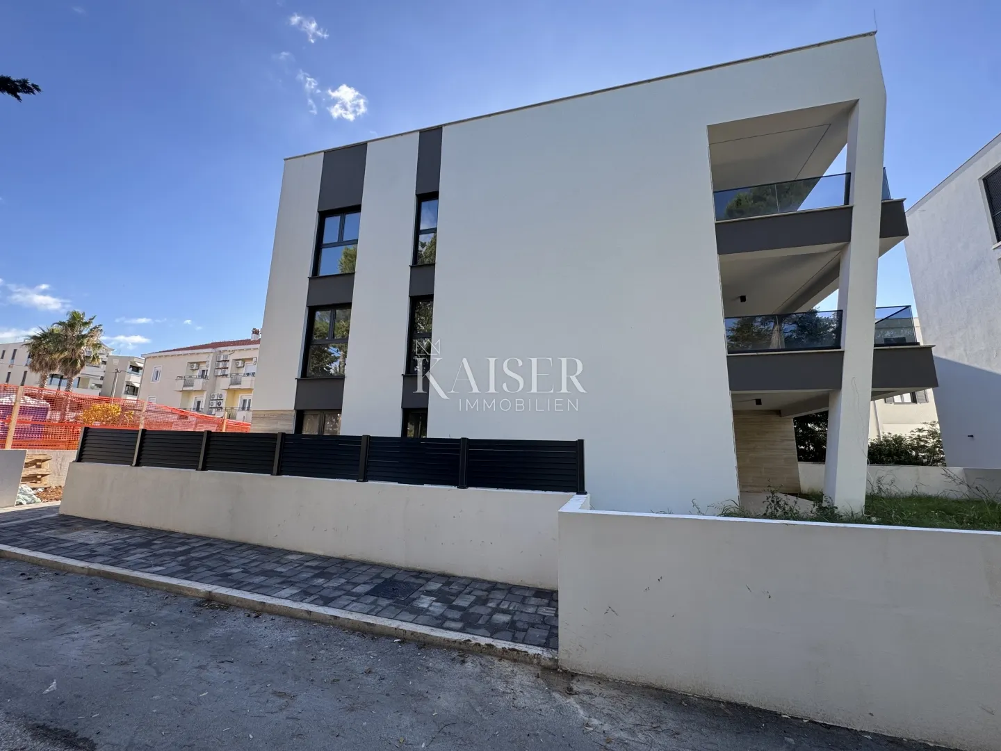 zadar, diklo - luksuzan namješten stan s2 s privatnim vrtom od 160 m²- 70 m od mora - slika 18
