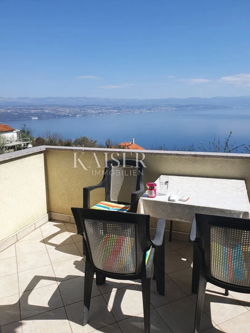 opatija, lovran - kuća sa pogledom na more, sa tri stana 300 m2 - slika 11