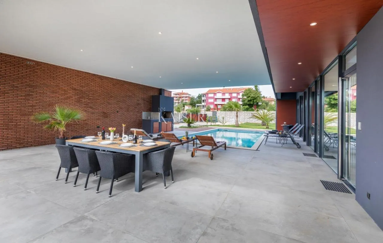 istra, medulin - zapanjujuća vila nedaleko mora, 500 m2 - slika 13