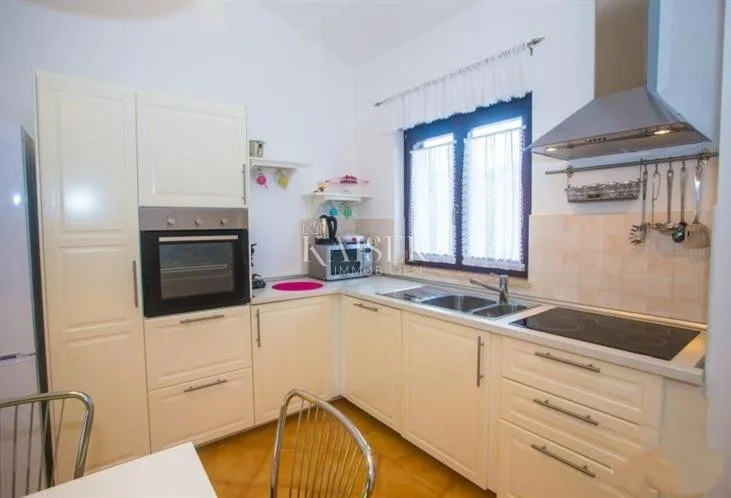 istra - poreč, kuća prizemnica sa bazenom i pogledom na more - slika 9