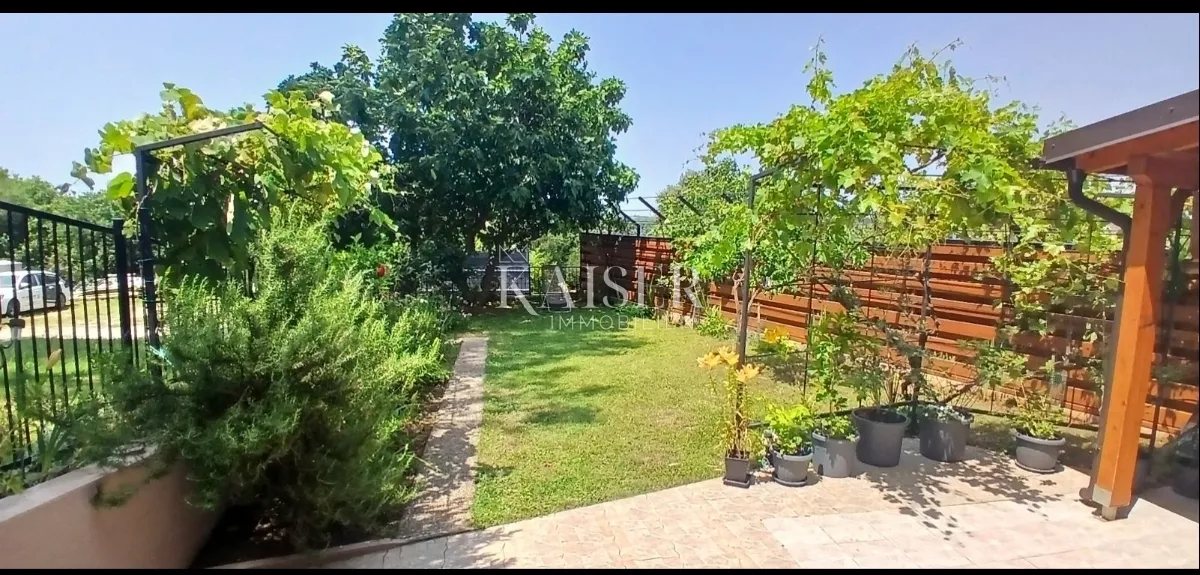 istra, medulin - dvojna kuća sa dva stana s pogledom na more - slika 4