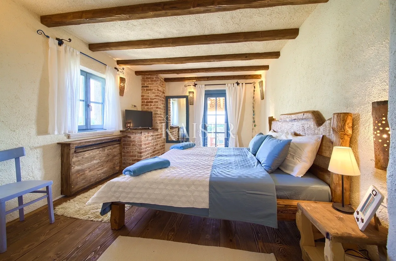 otok krk, malinska, autohtona vila s pogledom na more, 260 m2 - slika 8