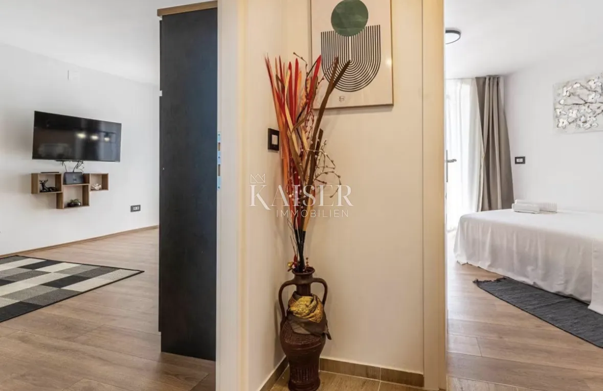 cres, uređen apartman s jacuzzijem u srcu stare gradske jezgre - slika 8