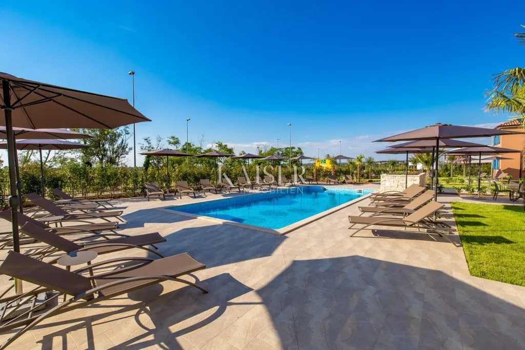 istra - poreč, ekskluzivna vila sa 6 apartmana blizu mora - slika 5