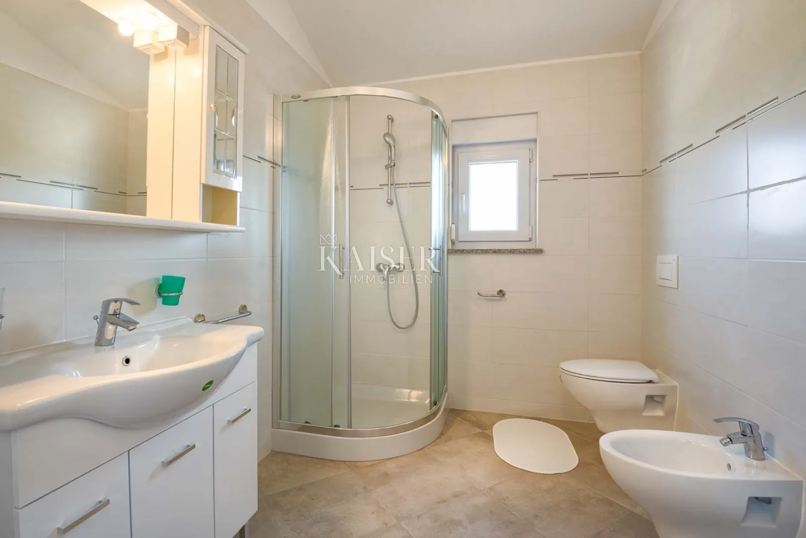 istra - kaštelir, vila sa bazenom pogled more 1 - slika 23