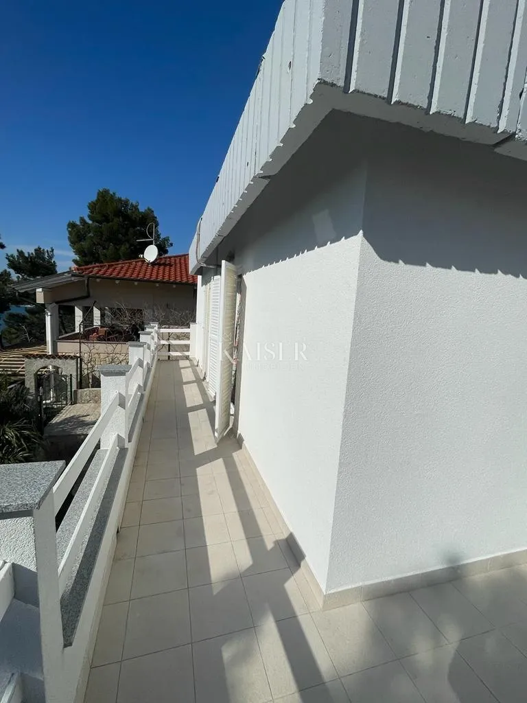 cres, martinšćica - samostojeća kuća 148 m², dva apartmana, 150 m od mora - slika 27