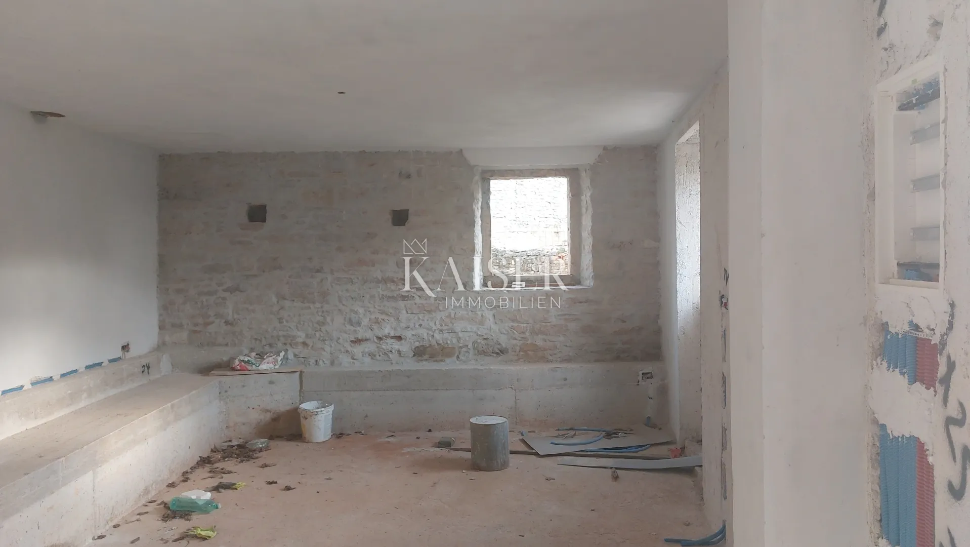 istra, grožnjan - samostojeća kamena kuća, 90m2, rohbau - slika 5