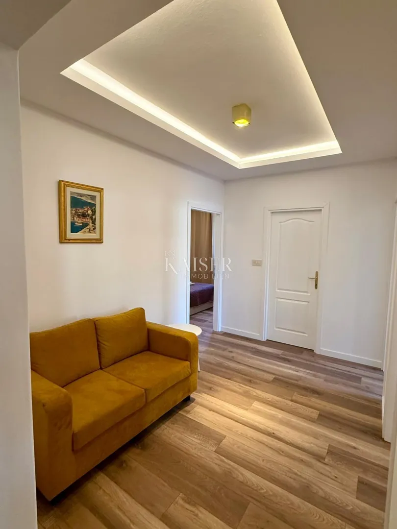 otok cres, cres - kuća sa 4 stana, 288m2, 50m od mora sa prekrasnim pogledom - slika 28
