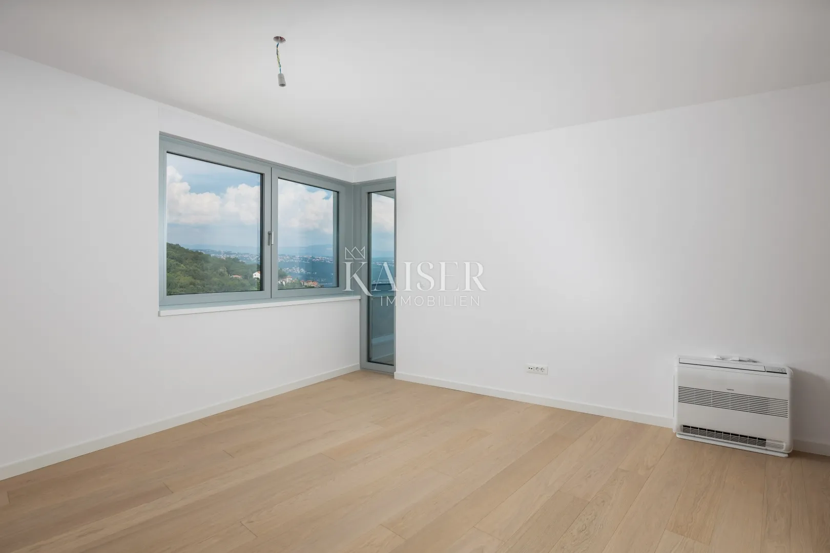 opatija, penthouse, blizina centra, pogled na opatiju i kvarner s vrha krova - slika 8