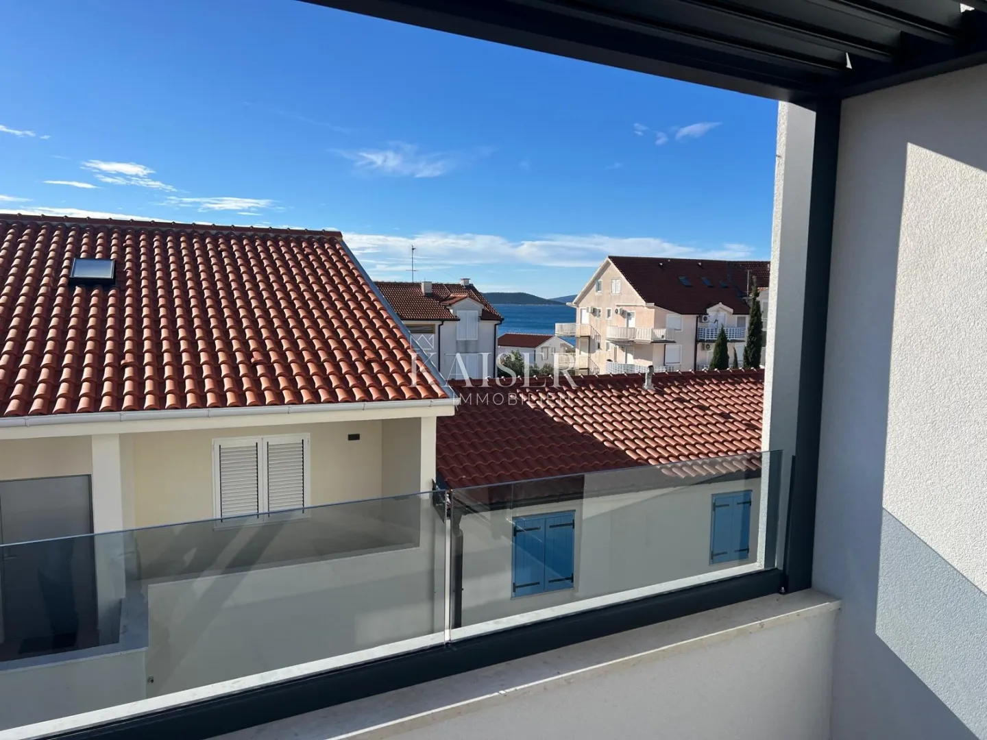 srima, vodice-moderna troetažna kuća (s1) s pogledom na more - slika 11