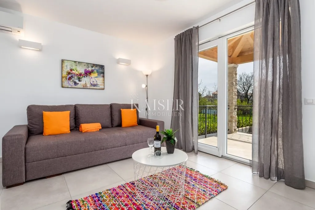 istra - poreč, ekskluzivna vila sa 6 apartmana blizu mora - slika 27