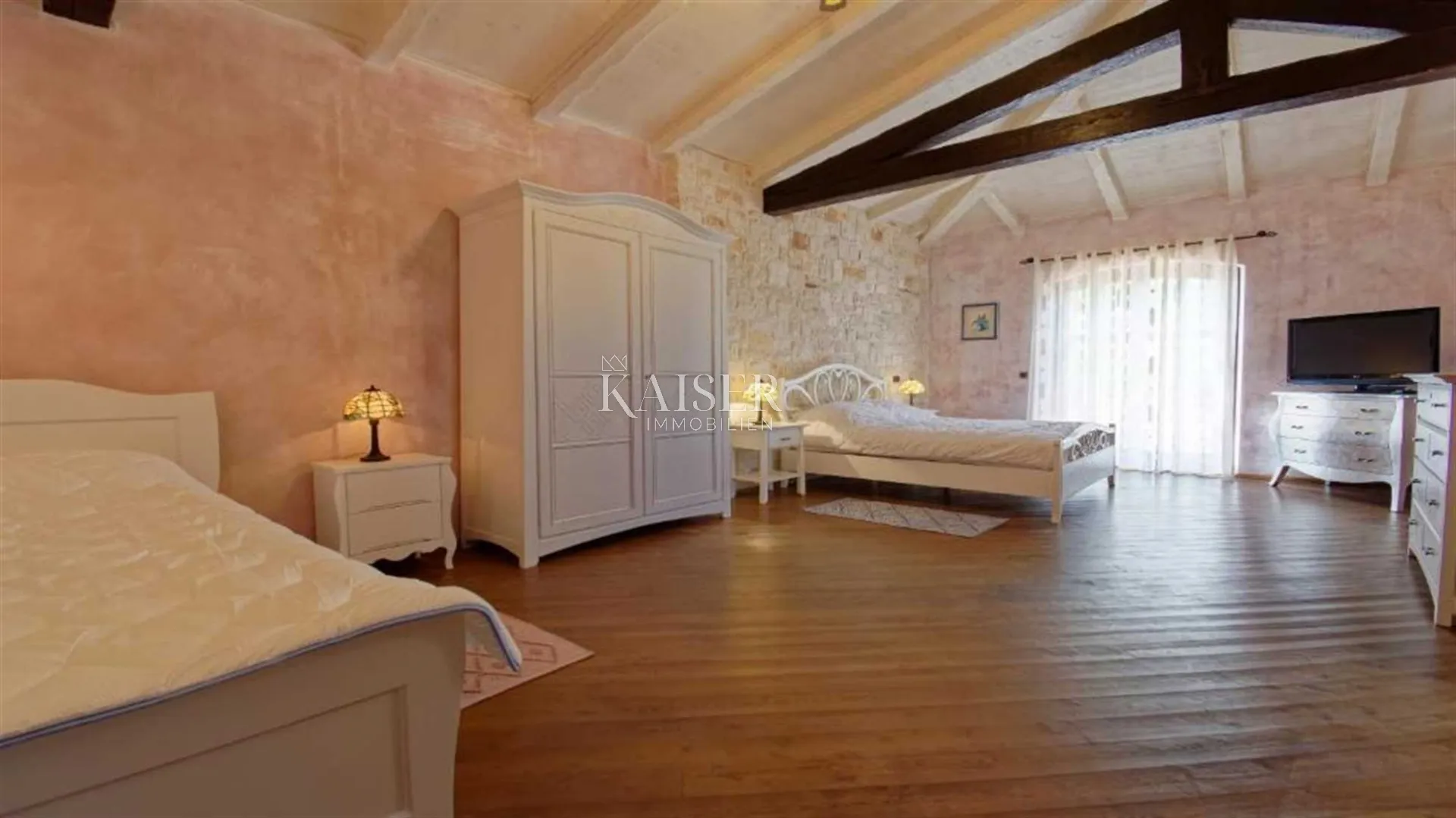 istra - poreč, luksuzna rustikalna vila - slika 24