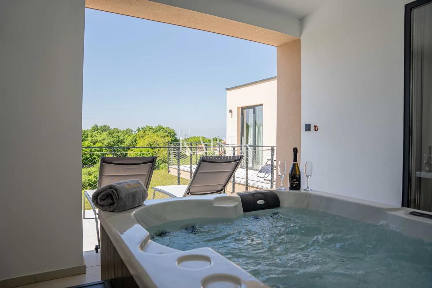 istra, višnjan - moderna vila s bazenom - slika 8