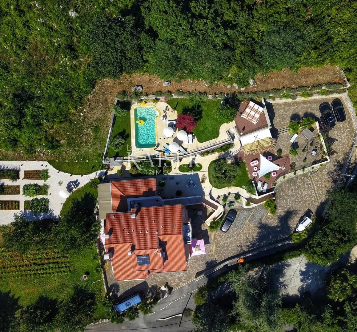 lovran – apartmanska vila s velikim zemljištem i projektom za boutique hotel - slika 35