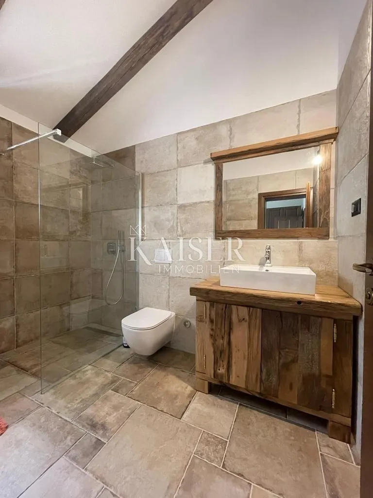 otok krk, okolica dobrinja - impresivna kamena kuća s bazenom, 220 m2 - slika 5