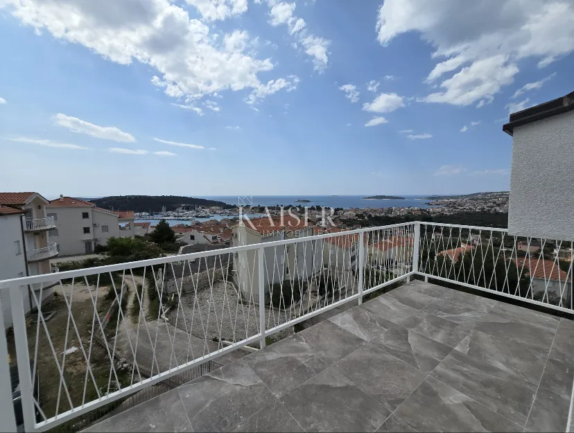 rogoznica, šibenik -panoramski stan (s5) na 2. katu s kuhinjom po mjeri - slika 7