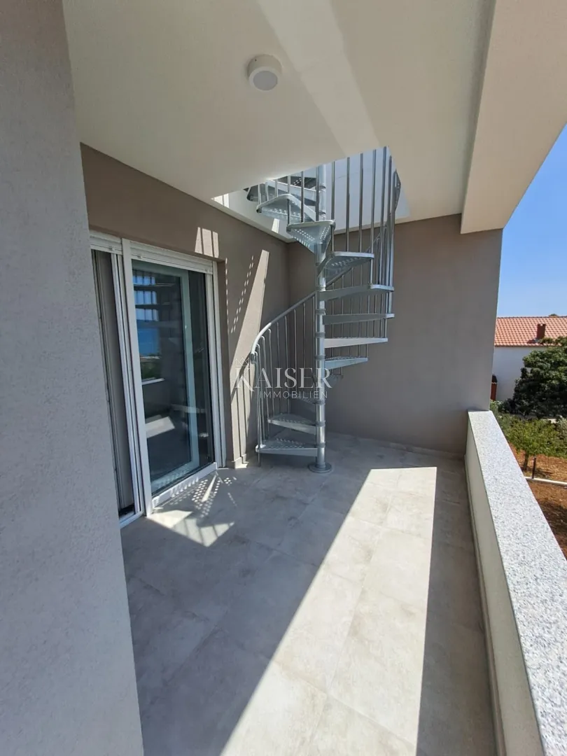 sukošan, zadar-ekskluzivni penthouse s krovnom terasom, 100 m od mora - slika 24