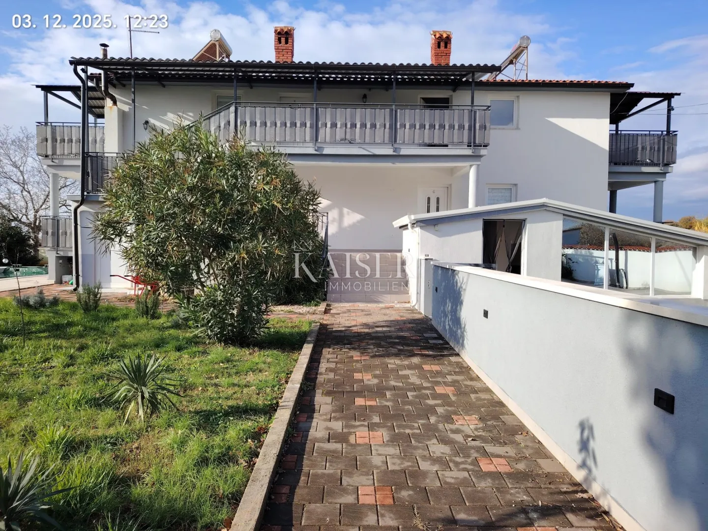 istra, pula - kuća s 5 apartmana i dva bazena - slika 3