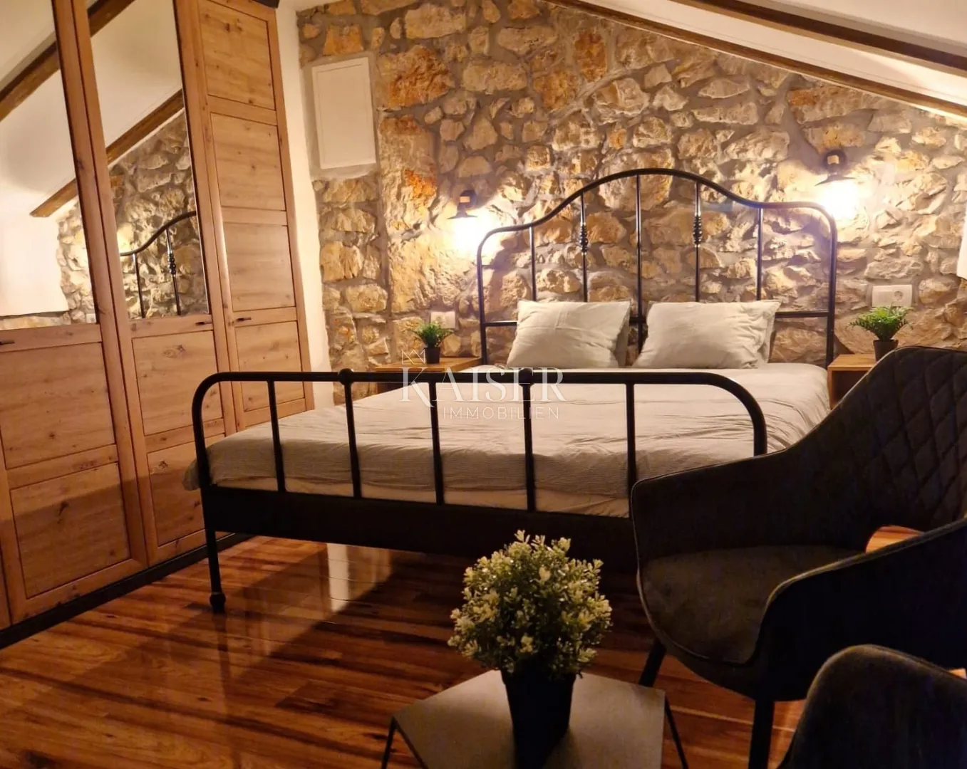 otok krk, dobrinj - adaptirana starina, 140 m2 - slika 15
