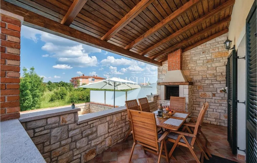 istra, umag, dvojna kuća s bazenom, 300m od mora - slika 4